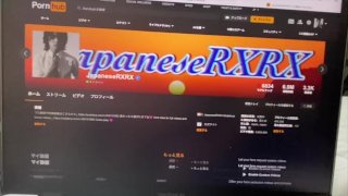 【女子◯生×カップルSEX】いつもは車の中で彼女とSEXしてたけど彼女のおか◯さんがまだ帰ってこないと知ったカップルは急いでパンツおろしてSEXしました。